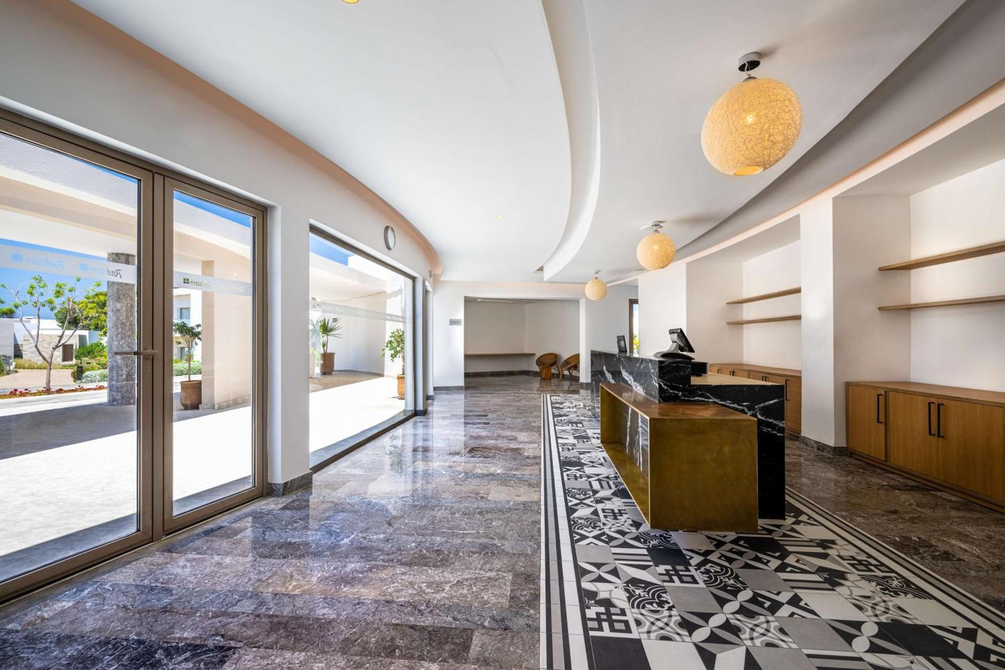 Radisson Blu Resort Al Hoceïma Exteriör bild Lobby